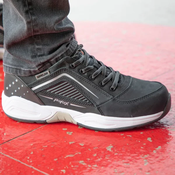 Zapato_de_seguridad_proflex_141n_terreno20240419-4446-dg5m58_2000x Zapato de Seguridad PROFLEX 141 Negro Zapatilla Unisex