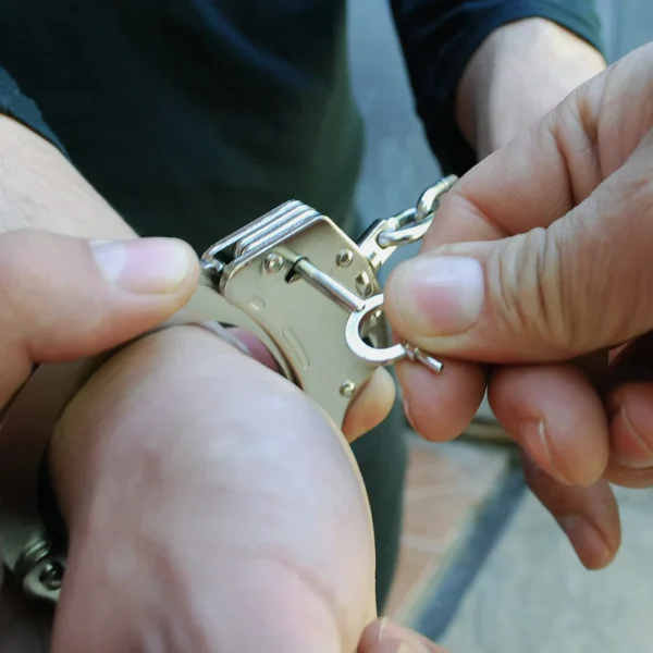 Esposas o Grilletes Metálicos Profesionales