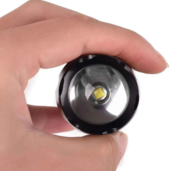 Linterna LED Recargable de 19cm